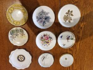 lot 63 image: Porcelain Lot