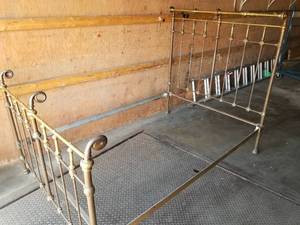 lot 70 image: Antique Brass & Iron Bed