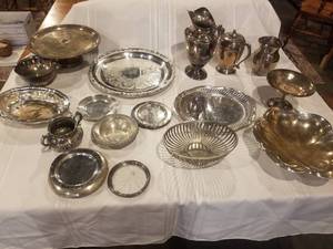 lot 76 image: Sterling and Silver Plate Lot