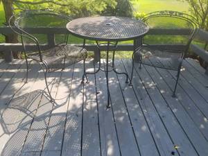 Black Iron Caf Patio Table and 2 Chairs