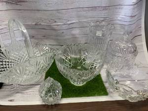 Fifth Avenue Crystal (High End) Pieces No Shipping