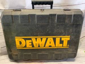 DeWalt DW006 Cordless 24 Volt Hammer Drill & Charger