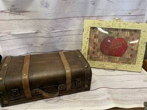Artistic Housewares
