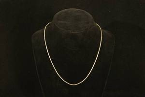 lot 56 image: Sterling Silver Serpentine Chain