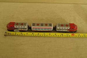 lot 182 image: Vintage Wind Up Tin Train Toy - Bai Bao