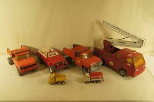 lot 172 image: Vintage Tonka Toy Trucks - Snorkel Fire Truck
