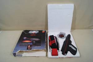 lot 176 image: Vintage Lazer Tag Game Kit in Original Box