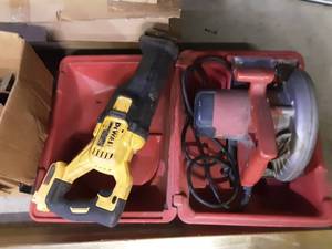 lot 43 image: Electric Skill Saw With Case, Dewalt Sawsall & Drill With 1-Battery