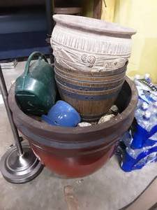lot 49 image: Lot Of Assorted Planters