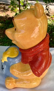 lot 41 image: Winnie the Pooh Cookie Jar