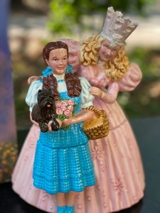 lot 6 image: Wizard of Oz- Dorothy and Glenda