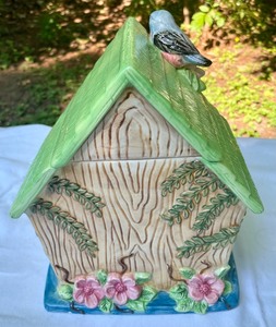 lot 52 image: 1996 Debra Jordan Bryan Blue Bird CottageCookie Jar