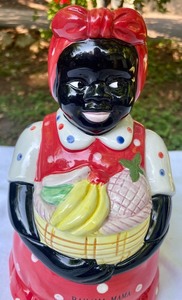 lot 50 image: Bahama Mama Cookie Jar