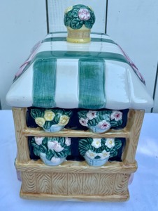 lot 63 image: Flower Cart Cookie Jar