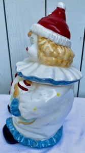 lot 76 image: Clown Cookie Jar