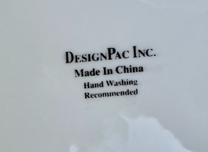 lot 106 image: Design Pac Inc Snowman Cookie Jar
