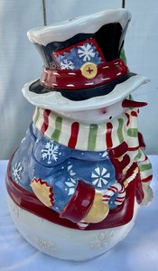 lot 113 image: Fanny May Snowman Cookie Jar