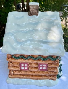 lot 140 image: Home Log Cabin Cookie Jar