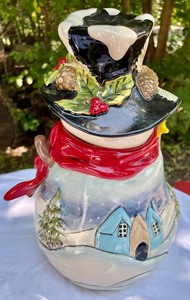 lot 144 image: Blue Sky Ceramics Snowman Cookie Jar