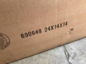 lot 99 image: Large Shipping Boxes