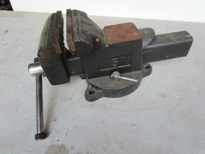 Bench Vise