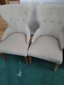 lot 29 image: Two Upholstered Chairs