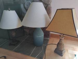 lot 16 image: Three Table Top Lamps