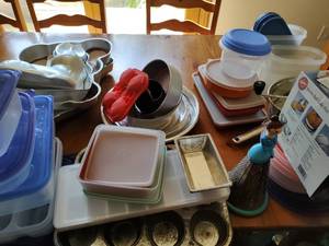 lot 73 image: Collection OF Kitchenware