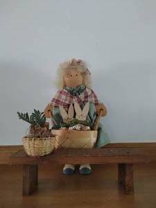 lot 76 image: Lizzy High Doll