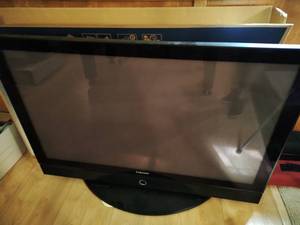 lot 136 image: Samsung 50 TV