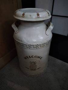 lot 155 image: Vintage Milk Can