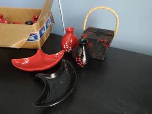 lot 187 image: Red & Black Dcor