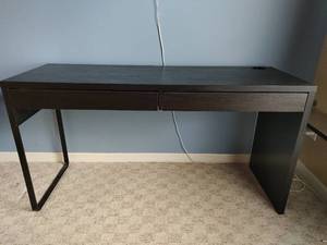 lot 193 image: Desk