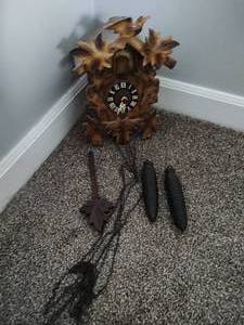 lot 218 image: Cuckoo Clock