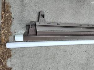 lot 262 image: Bedframe & Curtain Rod
