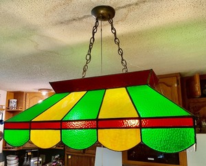 lot 11 image: Stunning Stained Glass Hanging Ceiling Lamp