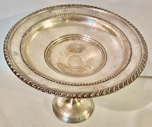 lot 5 image: Sterling Silver Pedestal Candy Dishes
