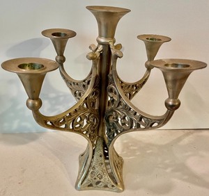 lot 6 image: Charming Candle Holders