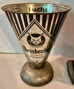 lot 3 image: Vintage Metal Finds