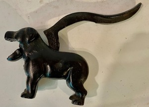 lot 10 image: Cast Iron Dog Nutcracker