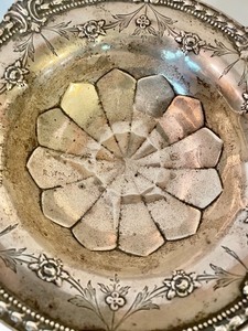 lot 14 image: Spectacular Sterling Silver Pedestal Dish
