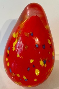 lot 28 image: Artist Created Art Glass Vase and More