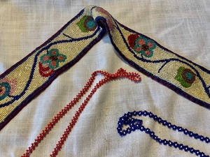 lot 55 image: Beautiful Native American Beaded Items