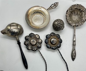 lot 103 image: Vintage Sterling Silver Tea Strainers