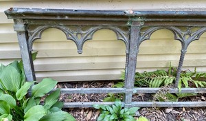 lot 178 image: Large Decorative Fence or Railing Piece