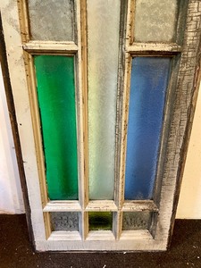 lot 206 image: Vintage Arts and Crafts Style Stained Glass Window