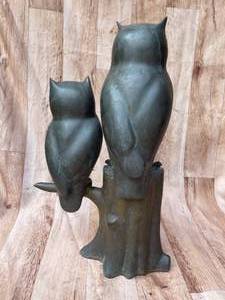 lot 295 image: Large Metal Owl Piece