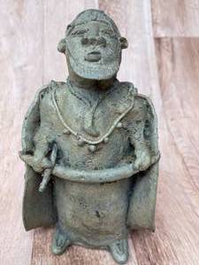 lot 311 image: Vintage Metal Figurine