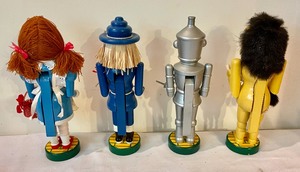 lot 396 image: Wizard of Oz Nutcrackers