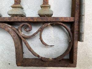 lot 401 image: Ornate Metal Rusty Gate